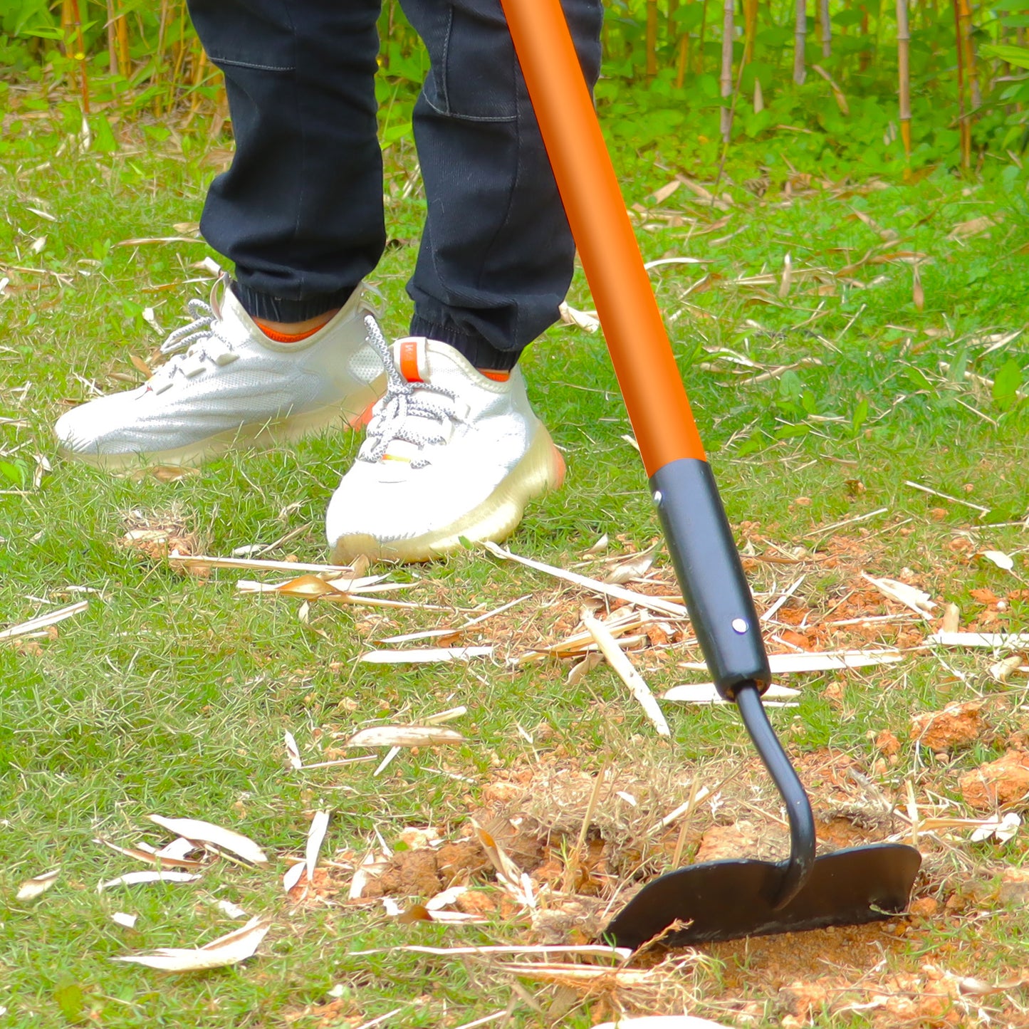 VNIMTI Garden Hoe Tool, Heavy Duty Hoe Garden Tool, Garden Hoe for Weeding with Long Fiberglass Handle, 58 Inches - VNIMTI Tools